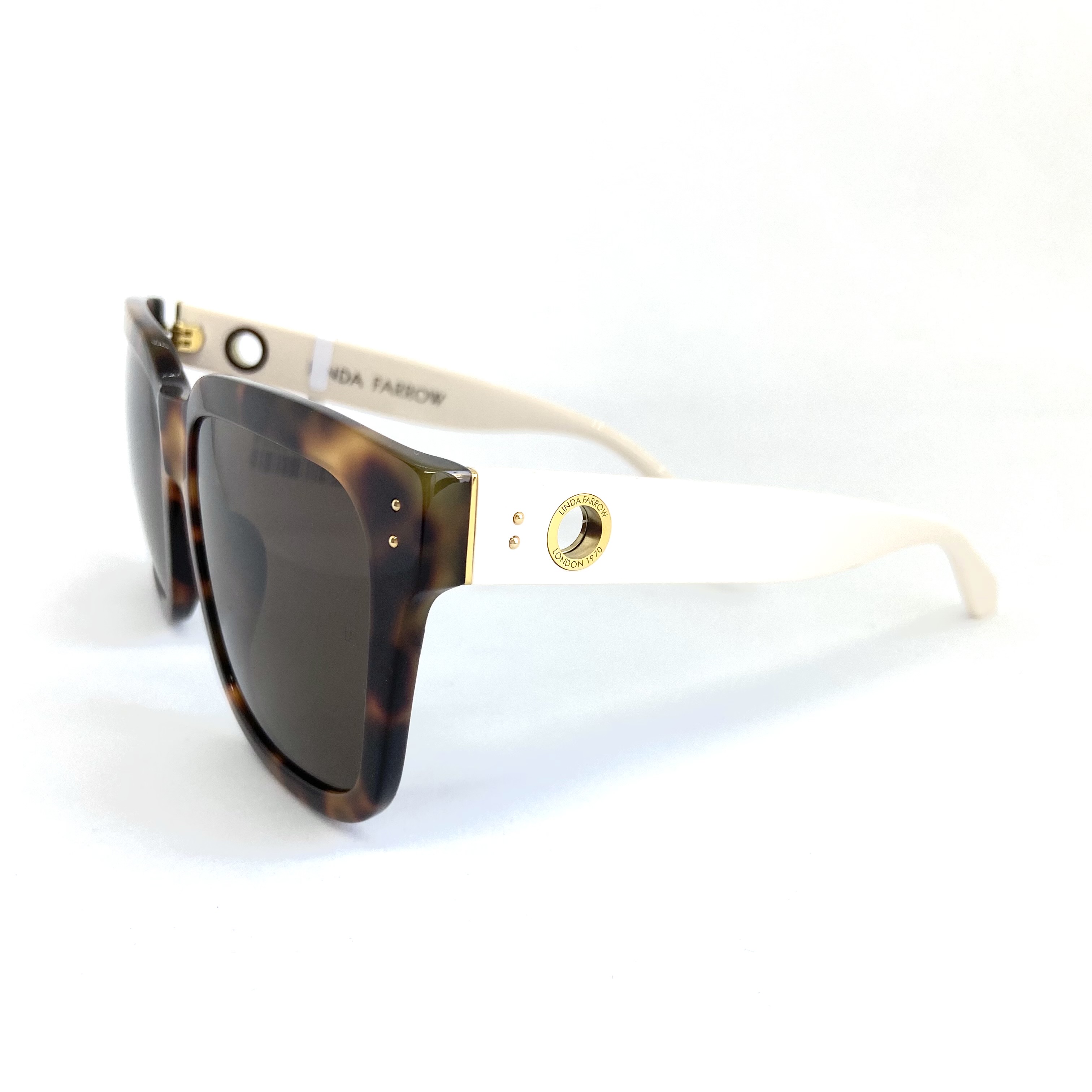Солнцезащитные очки Linda Farrow модель LFL-1175